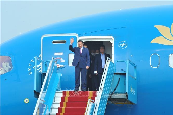 PM Chinh returns to Hanoi from European tour